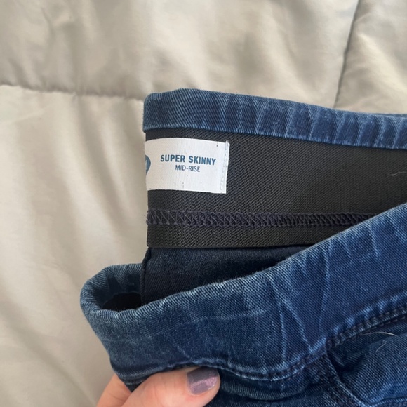 Old Navy Rockstar Jeans - Picture 2 of 5